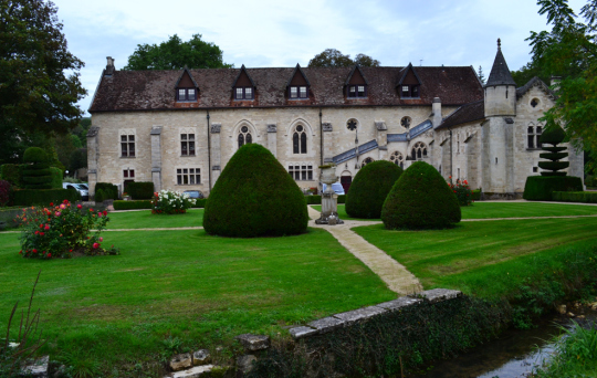 Abbaye de la Bussiere