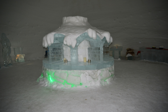 Lobby im Schneehotel.