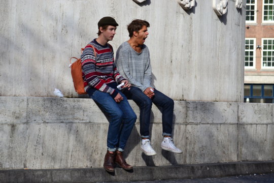 Morgens am Dam, der zentrale Platz Amsterdams.