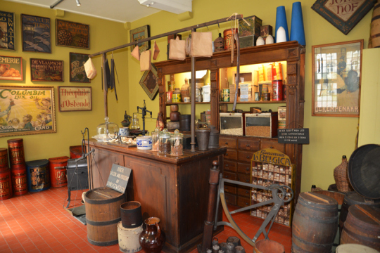 Tante Emma Laden im Haus von Alijn.